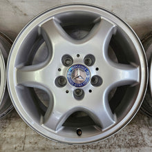 Laden Sie das Bild in den Galerie-Viewer, 4x Alufelge 16 Zoll 7.0" 5x112 37ET A2084010502 Mercedes-Benz Cla Clk Slc Slk FEL7007561315nr