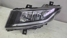 Laden Sie das Bild in den Galerie-Viewer, Frontscheinwerfer Iveco I 58029054780 Links Scheinwerfer Headlight SCH9050840111nu