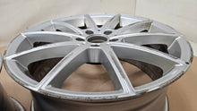 Laden Sie das Bild in den Galerie-Viewer, 1x Alufelge 19 Zoll 8.0&quot; 5x112 A1674010500 Mercedes-Benz Gle Rim Wheel