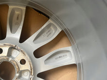 Laden Sie das Bild in den Galerie-Viewer, 1x Alufelge 17 Zoll 7.0" 5x112 43ET 5C0601025CH VW New Beetle Rim Wheel FEL4502280749kv
