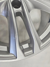 Load image into Gallery viewer, 1x Alufelge 19 Zoll 7.5&quot; 5x114.3 40 5ET Hyundai Rim Wheel