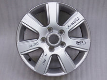 Laden Sie das Bild in den Galerie-Viewer, 1x Alufelge 16 Zoll 6.5&quot; 5x120 62ET Glanz Silber VW Amarok Rim Wheel