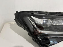 Load image into Gallery viewer, Frontscheinwerfer Skoda Superb III 3V1941016D LED Rechts Scheinwerfer Headlight SCH3876657472ap