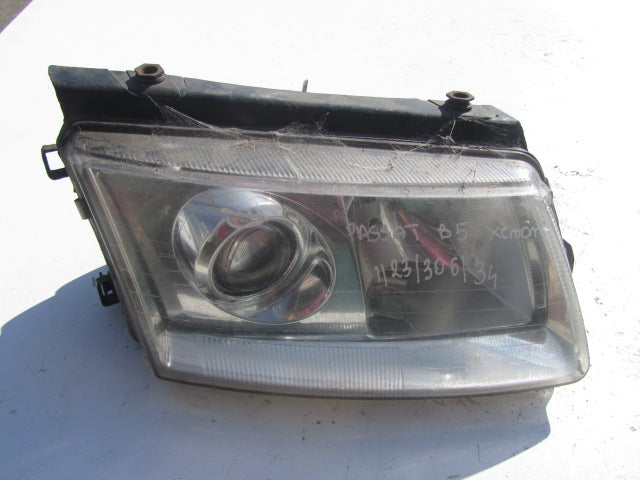 Frontscheinwerfer VW Passat Rechts Scheinwerfer Headlight