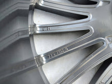 Load image into Gallery viewer, 1x Alufelge 21 Zoll 9.0" 5x112 34ET Glanz Silber A2234011700 Mercedes-Benz W223 FEL9577289588bq