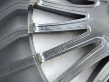 Laden Sie das Bild in den Galerie-Viewer, 1x Alufelge 21 Zoll 9.0" 5x112 34ET Glanz Silber A2234011700 Mercedes-Benz W223 FEL9577289588bq