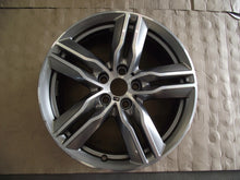 Laden Sie das Bild in den Galerie-Viewer, 1x Alufelge 18 Zoll 7.5" 5x112 51ET BMW F39 X1 F48 Rim Wheel FEL9369571807xb
