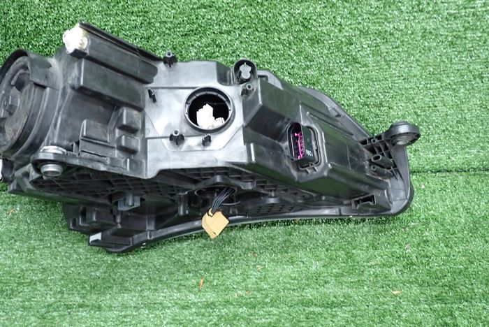 Frontscheinwerfer Skoda Superb III 3V1941017A 85122000 Links Headlight SCH1388819873xu