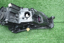 Laden Sie das Bild in den Galerie-Viewer, Frontscheinwerfer Skoda Superb III 3V1941017A 85122000 Links Headlight SCH1388819873xu
