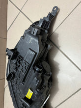 Laden Sie das Bild in den Galerie-Viewer, Frontscheinwerfer Hyundai I30 III 92101-G4000 Links Scheinwerfer Headlight SCH1703536954cq