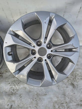 Load image into Gallery viewer, 4x Alufelge 17 Zoll 7.5" 5x120 52ET 6856065 BMW F39 F48 Rim Wheel FEL5872182207yy