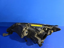 Laden Sie das Bild in den Galerie-Viewer, Frontscheinwerfer Mitsubishi Outlander P5589R Xenon Rechts Headlight
