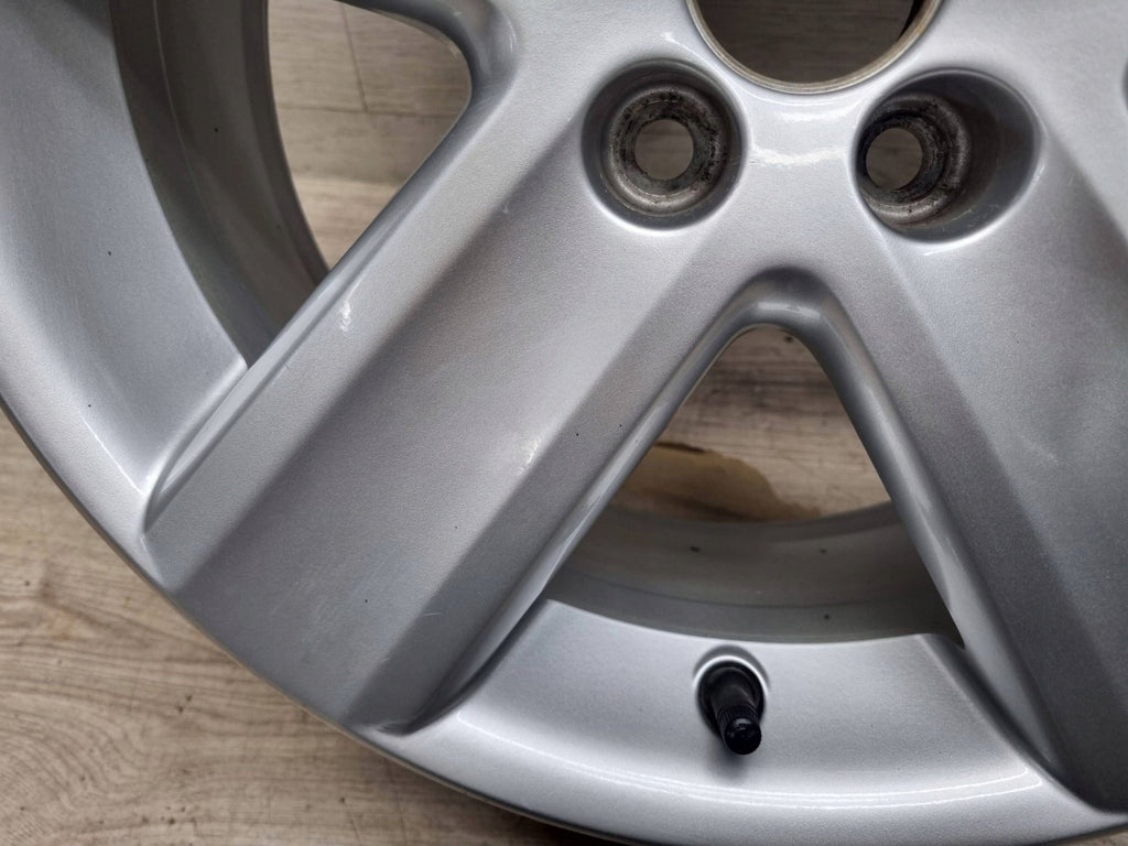 1x Alufelge 16 Zoll 6.5" 5x100 43ET Glanz Silber 6Q0601025S VW Polo Iv Rim Wheel FEL6493434642ae