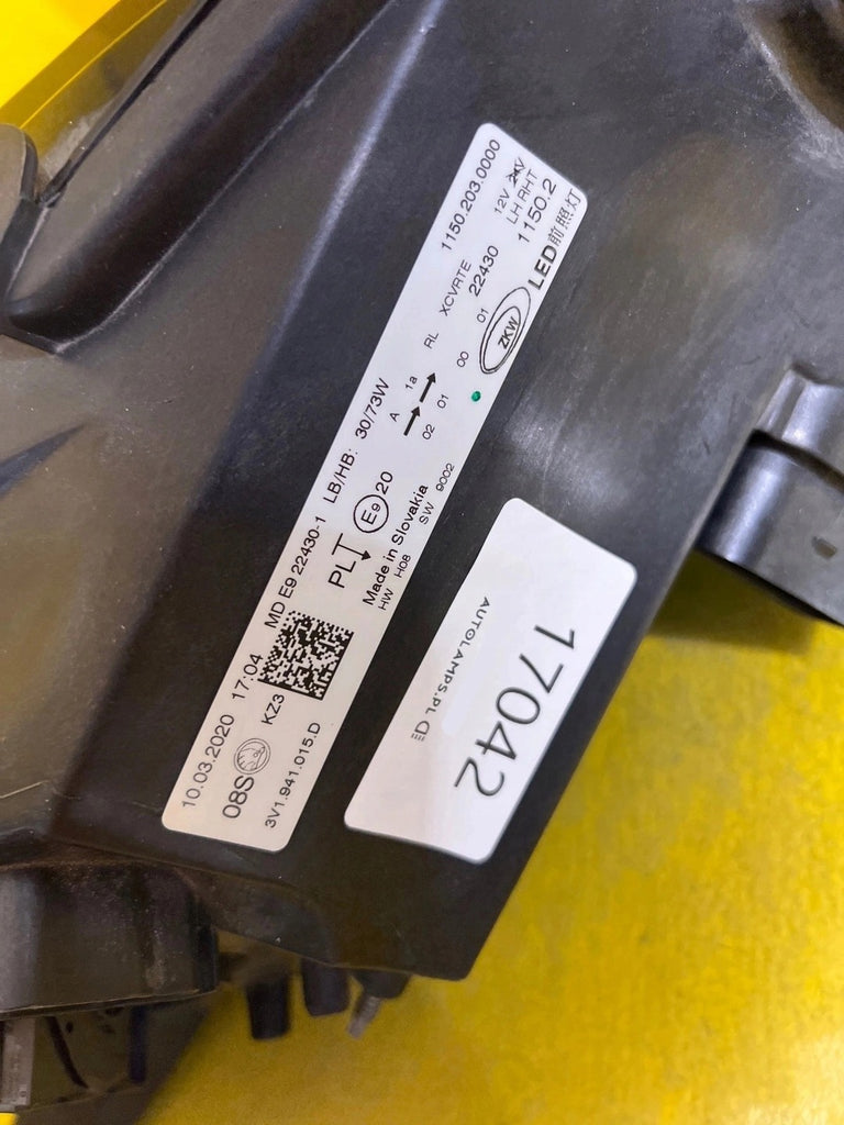 Frontscheinwerfer Skoda Superb III 3V1941015D LED Links Scheinwerfer Headlight