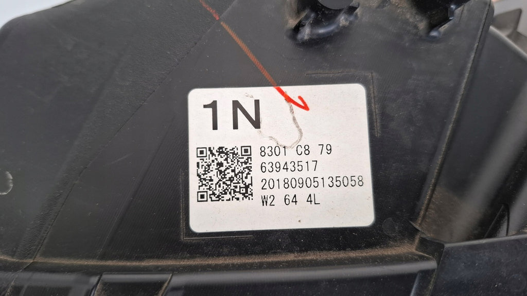 Frontscheinwerfer Mitsubishi Asx 8301C879 Xenon Ein Stück (Rechts oder Links)