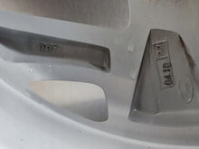 Load image into Gallery viewer, 1x Alufelge 15 Zoll 6.0" 4x100 48ET Glanz Silber 52910K7100 Hyundai I10 III I20 FEL2439185482ft