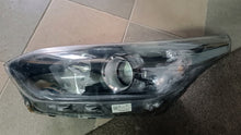 Laden Sie das Bild in den Galerie-Viewer, Frontscheinwerfer Kia Ceed 92101J7051 LED Links Scheinwerfer Headlight