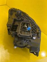 Laden Sie das Bild in den Galerie-Viewer, Frontscheinwerfer Mercedes-Benz W247 A2479064705 LED Links Headlight SCH6983695212er