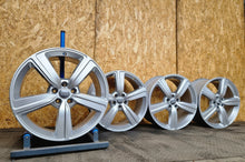 Laden Sie das Bild in den Galerie-Viewer, 4x Alufelge 20 Zoll 9.0" 5x112 38ET Glanz Silber 4KE601025S Audi Rim Wheel FEL4886801592uh