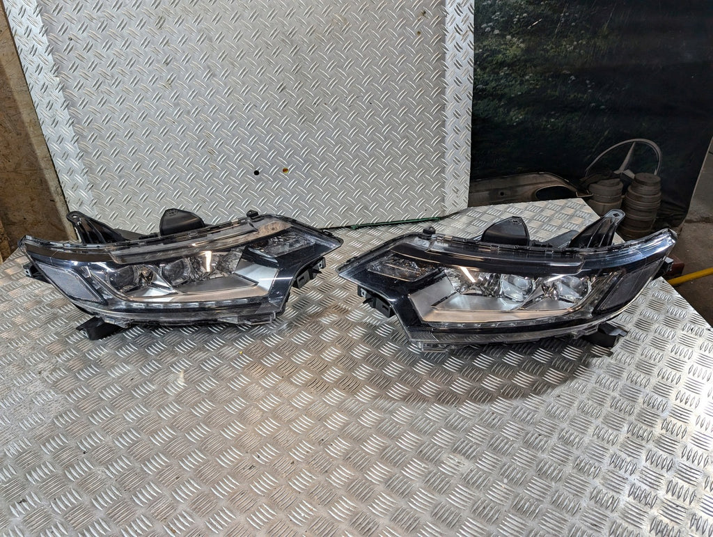Frontscheinwerfer Mitsubishi Outlander III 8301C8-64 LED Rechts Headlight