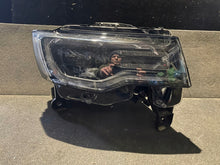 Load image into Gallery viewer, Frontscheinwerfer Jeep Grand Cherokee T77598B Rechts Scheinwerfer Headlight SCH6808816755qa