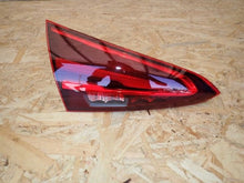 Laden Sie das Bild in den Galerie-Viewer, Rückleuchte Mercedes-Benz W177 A1779062504 Links Rearlight