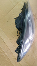 Laden Sie das Bild in den Galerie-Viewer, Frontscheinwerfer Kia Ceed 92102-1H Rechts Scheinwerfer Headlight