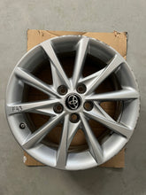 Load image into Gallery viewer, 1x Alufelge 17 Zoll 7.0" 5x114.3 45ET 42611-47330 Toyota Corolla Rim Wheel FEL5386479560bv