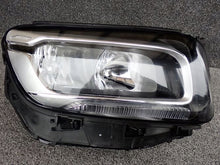 Laden Sie das Bild in den Galerie-Viewer, Frontscheinwerfer Mercedes-Benz W247 A2479062400 Rechts Scheinwerfer Headlight SCH9637769863co