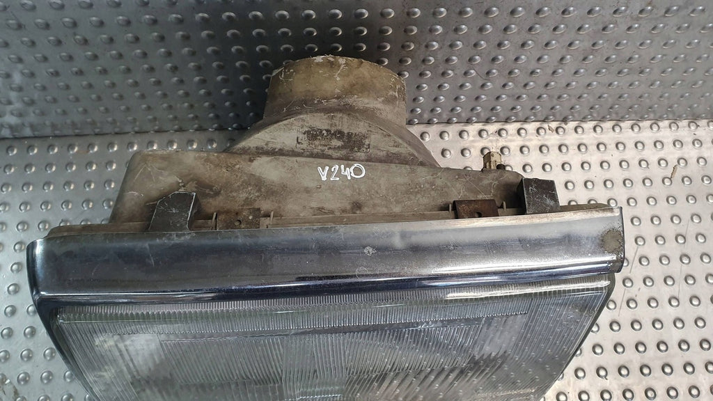 Frontscheinwerfer Volvo 240 AWU15947 Links Scheinwerfer Headlight SCH5419667760xz