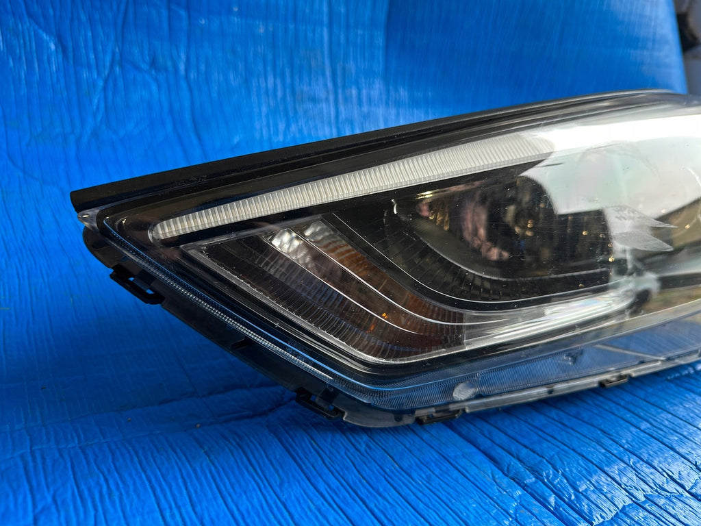 Frontscheinwerfer Hyundai Tucson 92101-D7200 Links Scheinwerfer Headlight SCH2275494217vv