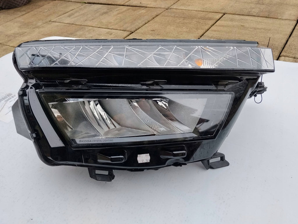 Frontscheinwerfer Skoda Kamiq 658941016 Rechts Scheinwerfer Headlight SCH7894108717li