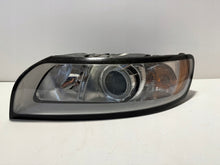 Load image into Gallery viewer, Frontscheinwerfer Volvo S40 31265694 Ein Stück (Rechts oder Links) Headlight SCH5669170522px