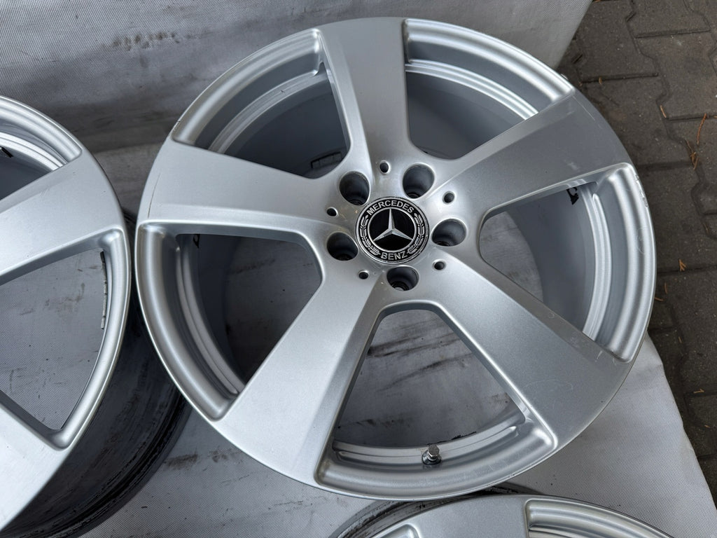 4x Alufelge 18 Zoll 8.5" 5x112 48ET Glanz Silber A2124011302 Mercedes-Benz