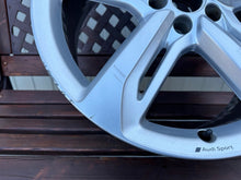 Laden Sie das Bild in den Galerie-Viewer, 1x Alufelge 21 Zoll 9.0" 5x112 46ET Glanz Silber 4G0601025DA Audi A6 C7 FEL1281358543bp