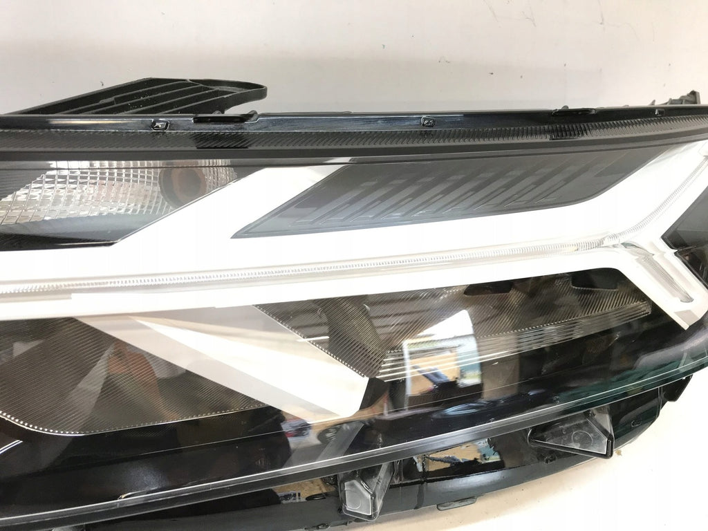 Frontscheinwerfer Dacia Sandero III Logan 260601750R Links Headlight