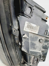 Laden Sie das Bild in den Galerie-Viewer, Frontscheinwerfer Audi A4 B6 8E0941029T 8E0941030 Xenon Ein Satz Headlight