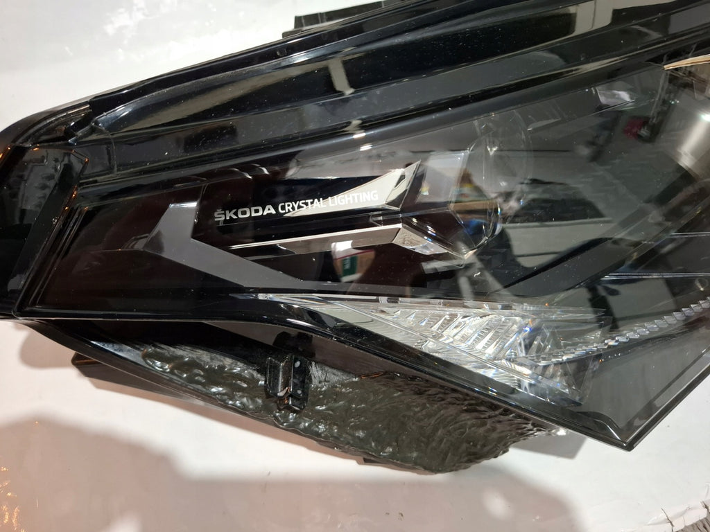 Frontscheinwerfer Skoda Enyaq 5LB941016H LED Rechts Scheinwerfer Headlight SCH7895955357rn