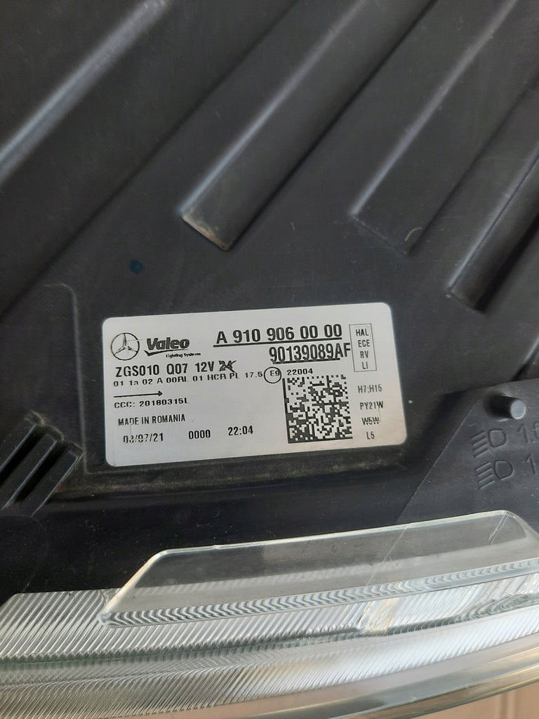 Frontscheinwerfer Mercedes-Benz Sprinter A9109060000 Links Headlight