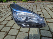 Load image into Gallery viewer, Frontscheinwerfer Toyota Yaris LED Rechts Scheinwerfer Headlight