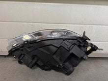 Laden Sie das Bild in den Galerie-Viewer, Frontscheinwerfer VW Polo 2G1941005 LED Links Scheinwerfer Headlight SCH7369116739cj