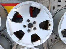 Laden Sie das Bild in den Galerie-Viewer, 1x Alufelge 17 Zoll 7.5" 5x112 56ET Glanz Silber 8P0601025C Audi A3 Rim Wheel FEL5036485437sd