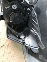 Load image into Gallery viewer, Frontscheinwerfer Hyundai Matrix 92101-10010 Rechts Scheinwerfer Headlight