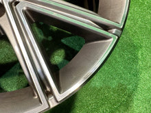 Load image into Gallery viewer, 1x Alufelge 17 Zoll 7.5&quot; 5x112 42ET A1724011402 Mercedes-Benz Slc R172 Slk