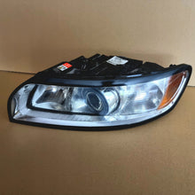 Laden Sie das Bild in den Galerie-Viewer, Frontscheinwerfer Volvo S40 31265698 Xenon Links Scheinwerfer Headlight SCH2153712173at
