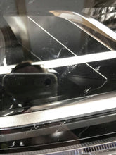 Load image into Gallery viewer, Frontscheinwerfer Toyota Corolla 8113002T3100 19400S7247208674 Rechts Headlight SCH8917383365kq