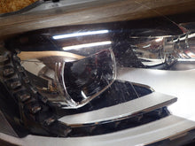 Laden Sie das Bild in den Galerie-Viewer, Frontscheinwerfer VW T5 7E5941016 LED Rechts Scheinwerfer Headlight