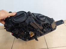 Laden Sie das Bild in den Galerie-Viewer, Frontscheinwerfer Skoda Yeti 5L1941015C Xenon Links Scheinwerfer Headlight