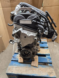 Motor Seat Skoda VW CPV 1.4 TSI 82TKm 2015 Benzin Engine Komplett