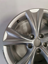 Load image into Gallery viewer, 1x Alufelge 17 Zoll 7.5" 5x112 46ET Glanz Silber 5FA601025C Seat Leon Rim Wheel FEL9517588802le